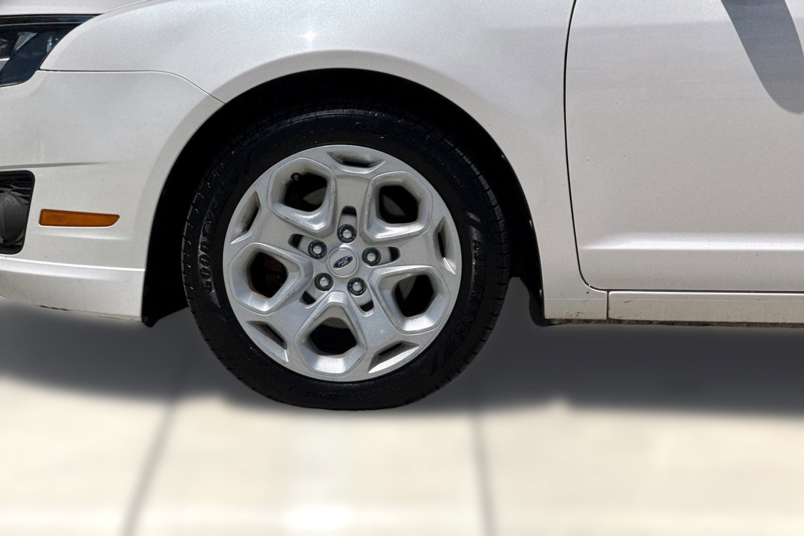 Used 2010 Ford Fusion SE FWD image 11