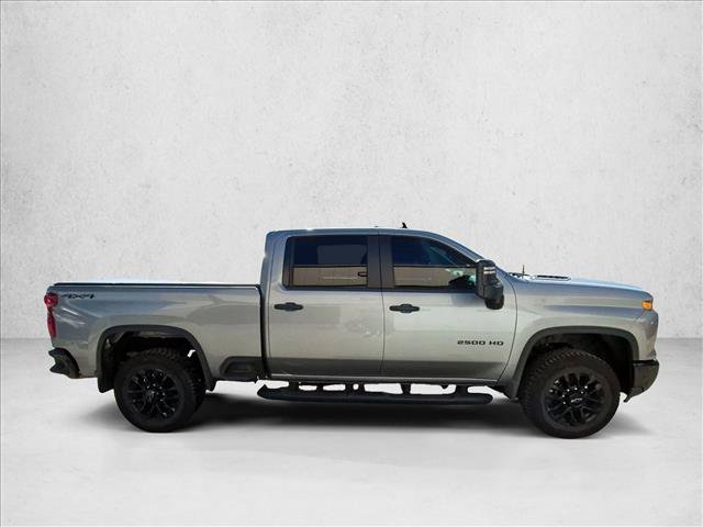 Used 2025 Chevrolet Silverado 2500 Custom w/ Custom Blackout Package AWD/4WD image 4