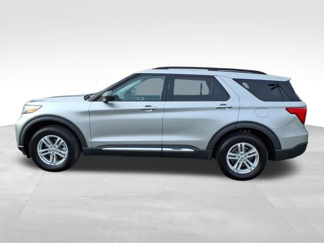 Certified 2021 Ford Explorer XLT image 4