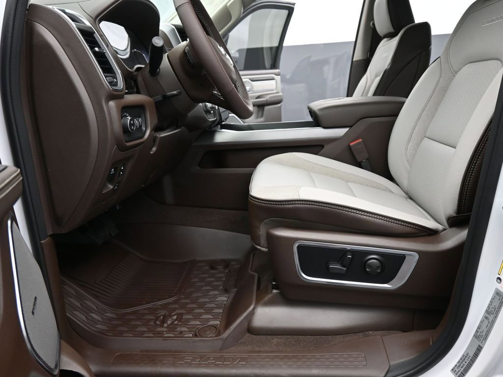 New 2025 RAM 1500 Laramie w/ Advanced Safety Group II image 10