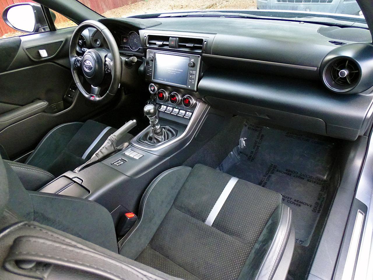 Used 2024 Toyota GR86 Premium RWD image 37