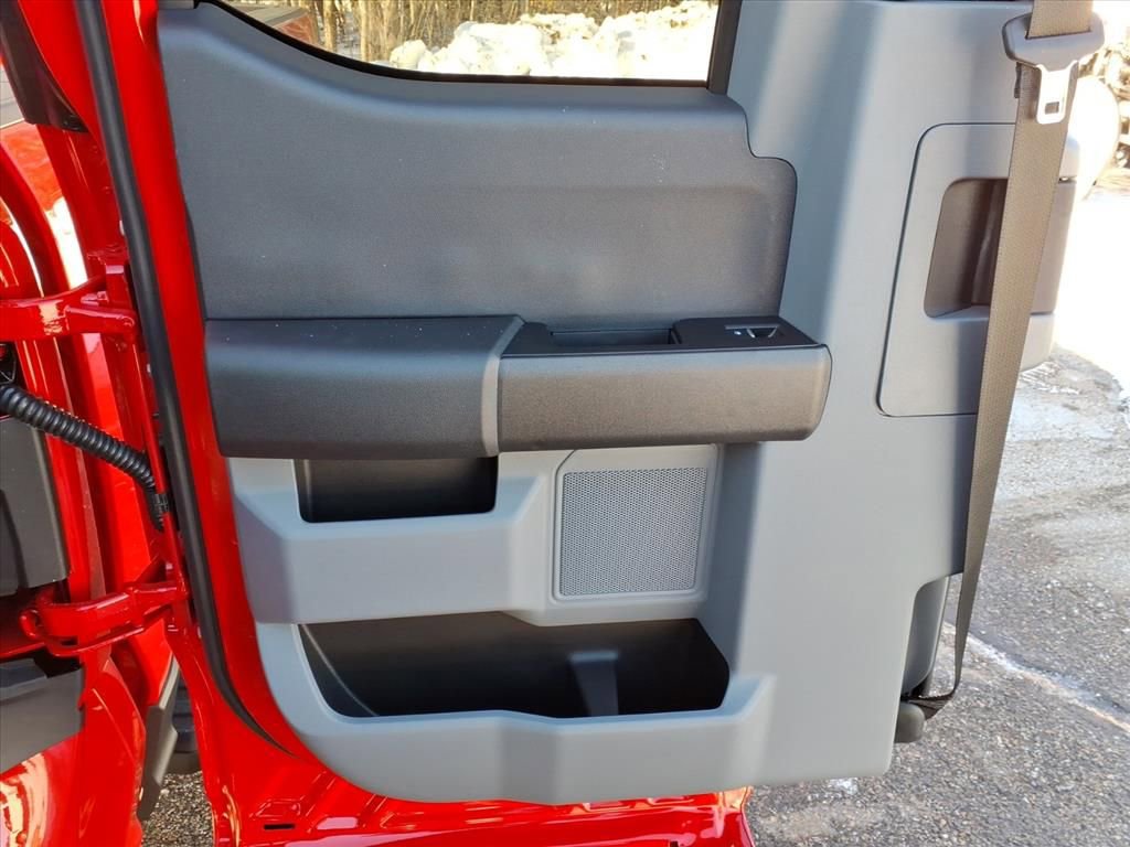 New 2026 Ford F350 XLT w/ 360-Degree Camera Package image 17