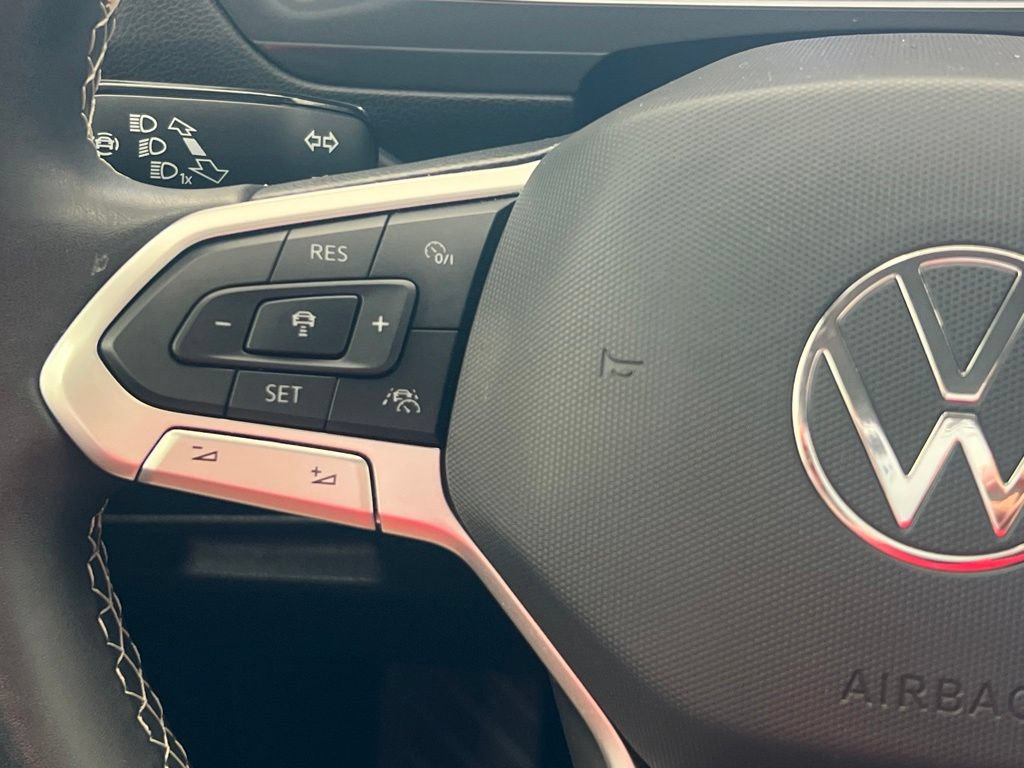 Certified 2024 Volkswagen Tiguan SE AWD/4WD image 13