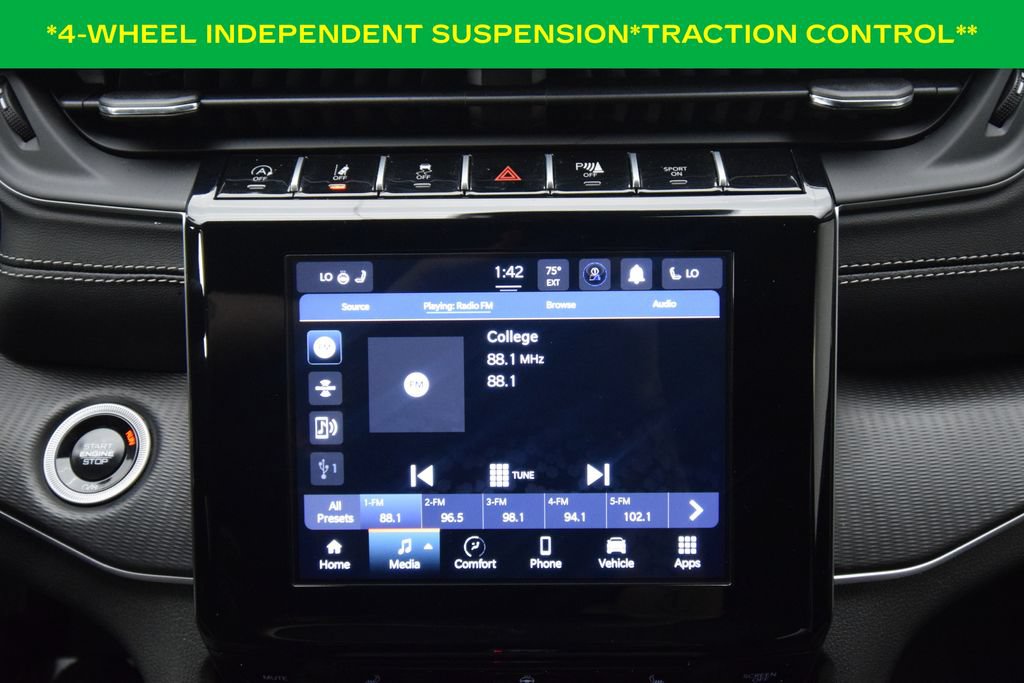 Used 2025 Jeep Grand Cherokee L Laredo w/ Luxury Tech Group I AWD/4WD image 17