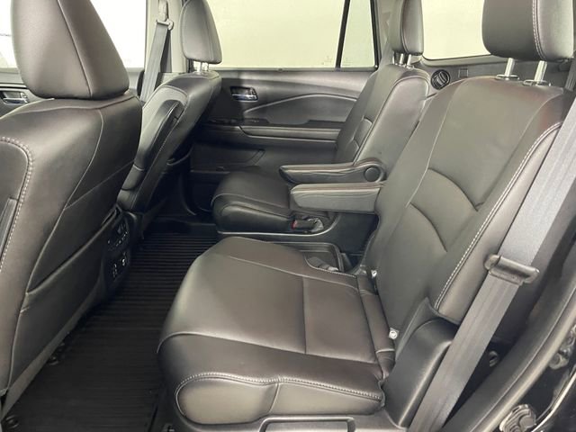 Used 2022 Honda Pilot Touring image 17