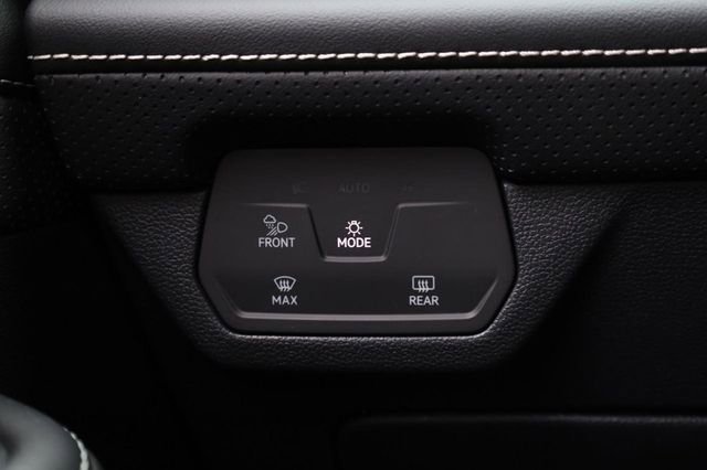 New 2026 Volkswagen Atlas SE image 22