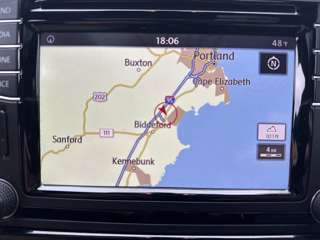 Used 2017 Volkswagen Jetta GLI image 25