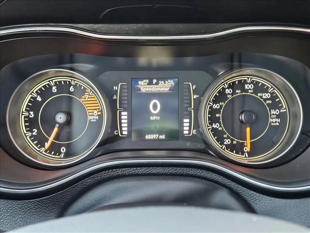 Used 2021 Jeep Cherokee Latitude Lux w/ Trailer Tow Group image 11