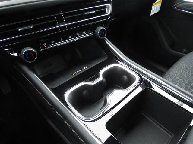 New 2026 Chevrolet Traverse LT w/ Midnight/Sport Edition image 24