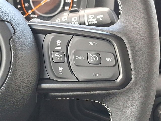 Certified 2025 Jeep Wrangler Unlimited Rubicon w/ Technology Group image 10