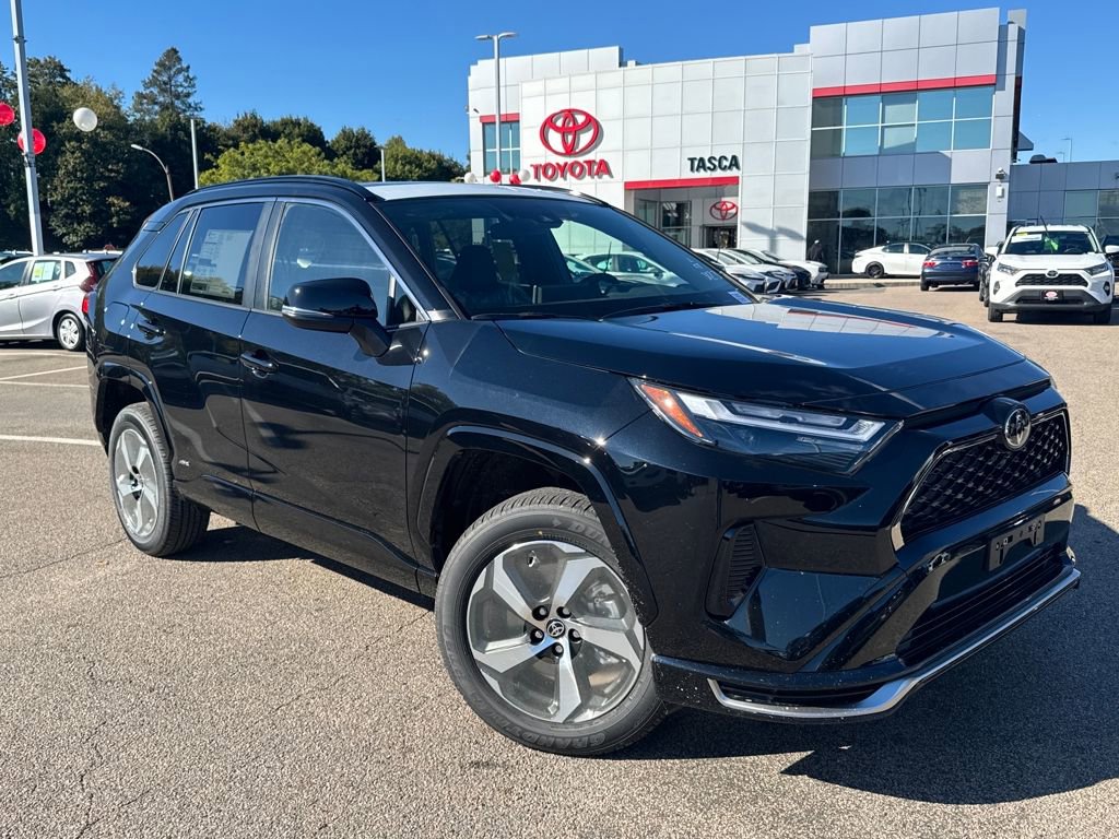 New 2025 Toyota RAV4 SE