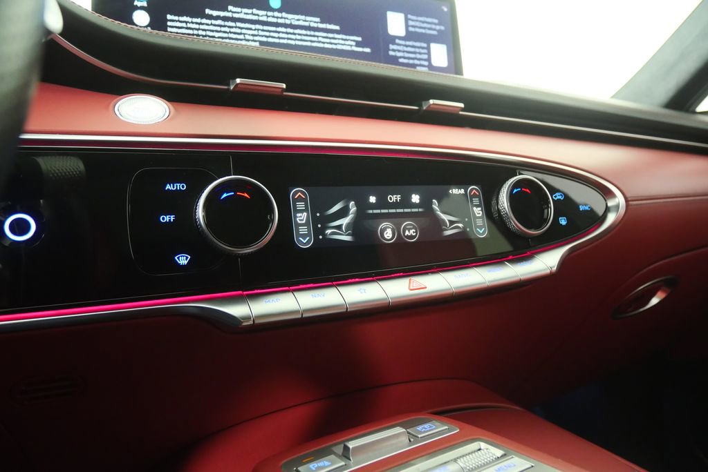 Used 2024 Genesis GV70 3.5T Sport w/ Sport Prestige Package image 26