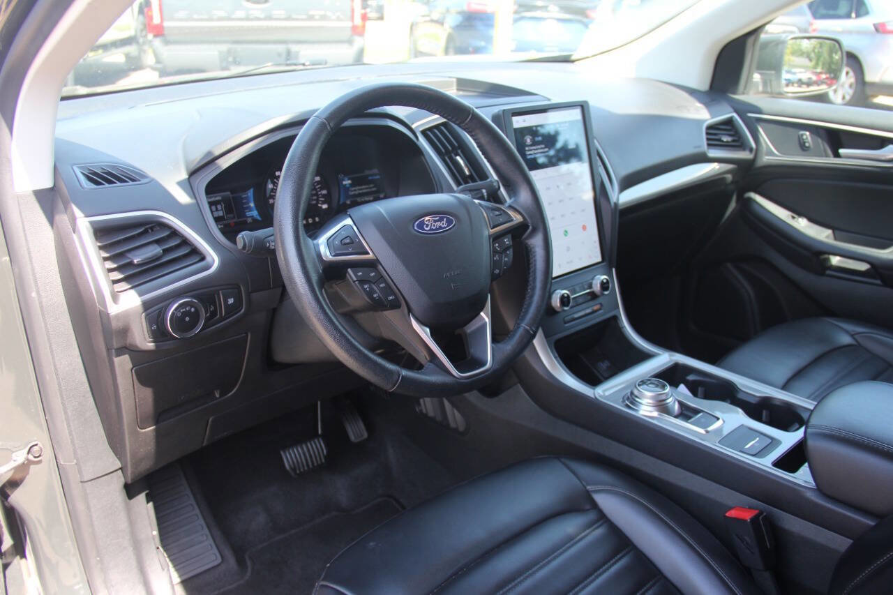 Used 2023 Ford Edge SEL image 26