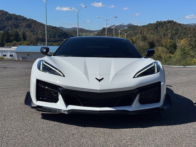Used 2023 Chevrolet Corvette Z06 w/ Battery Protection Package RWD image 25