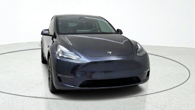 Used 2025 Tesla Model Y Long Range RWD image 2