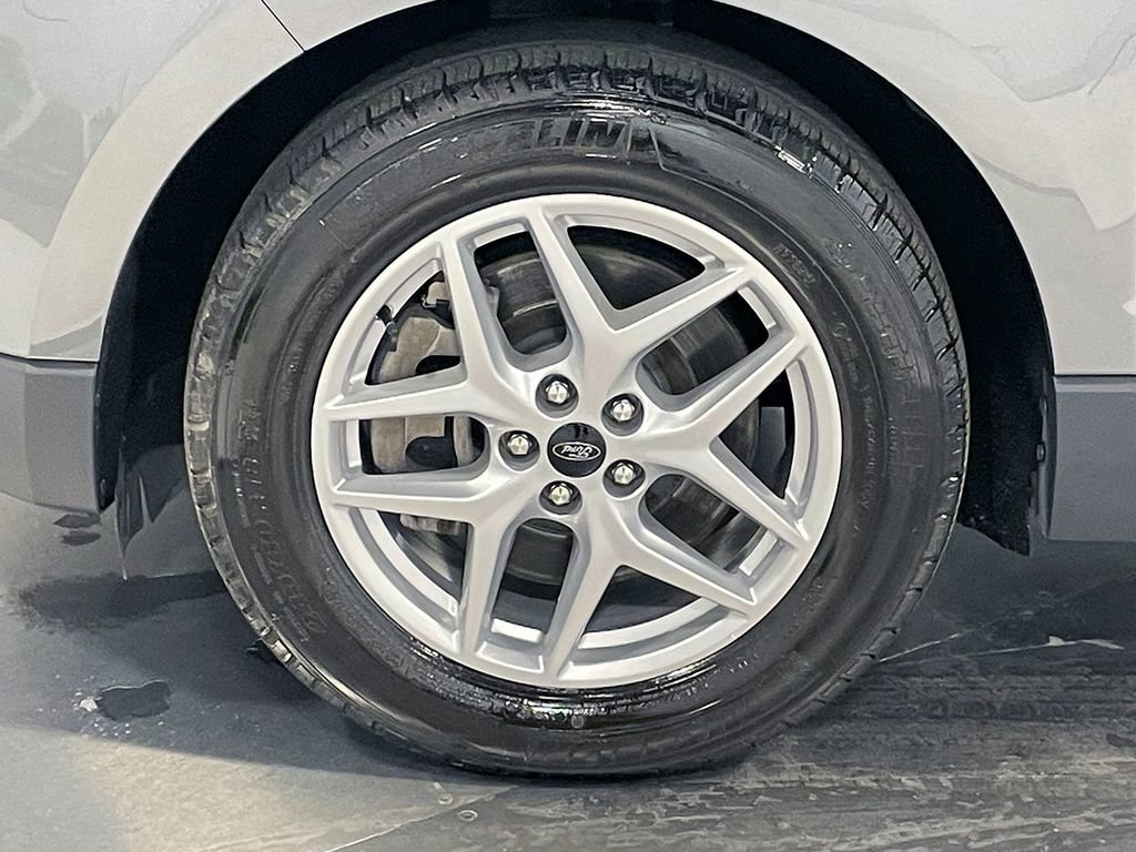 Used 2024 Ford Edge SEL image 34