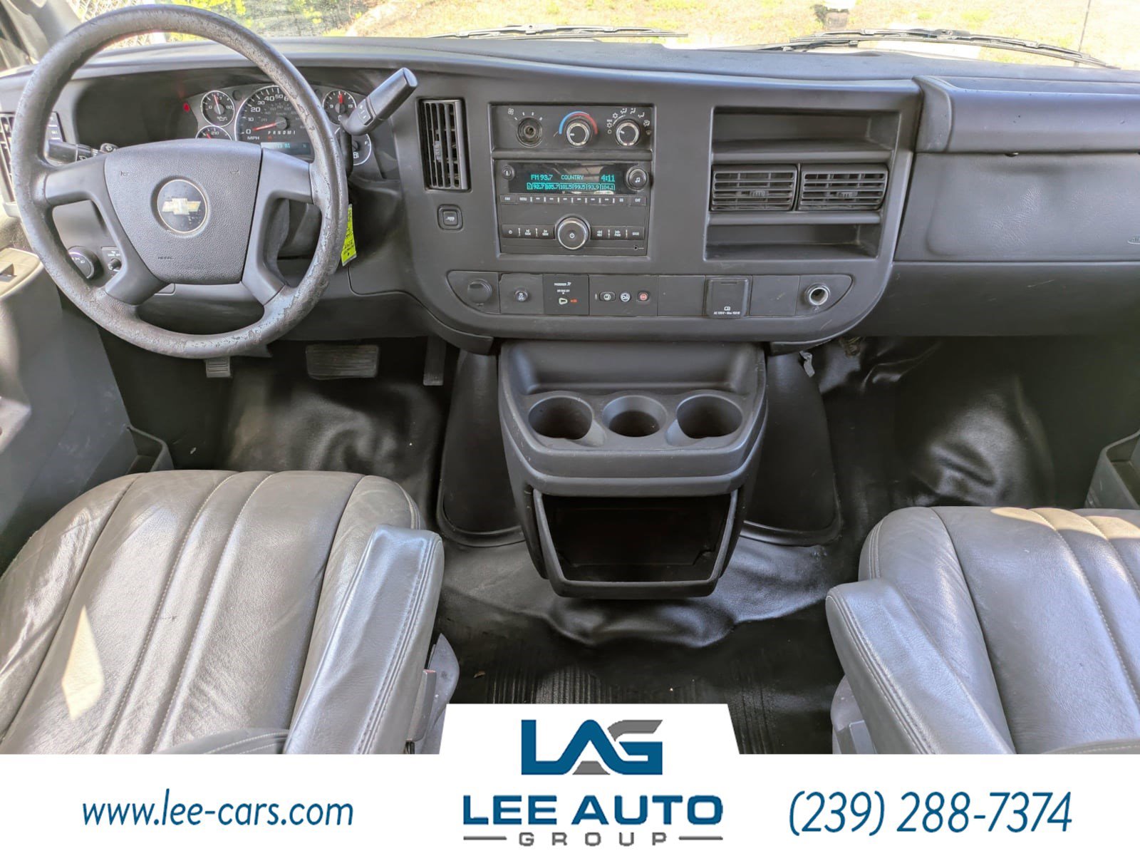 Used 2018 Chevrolet Express 2500 image 12