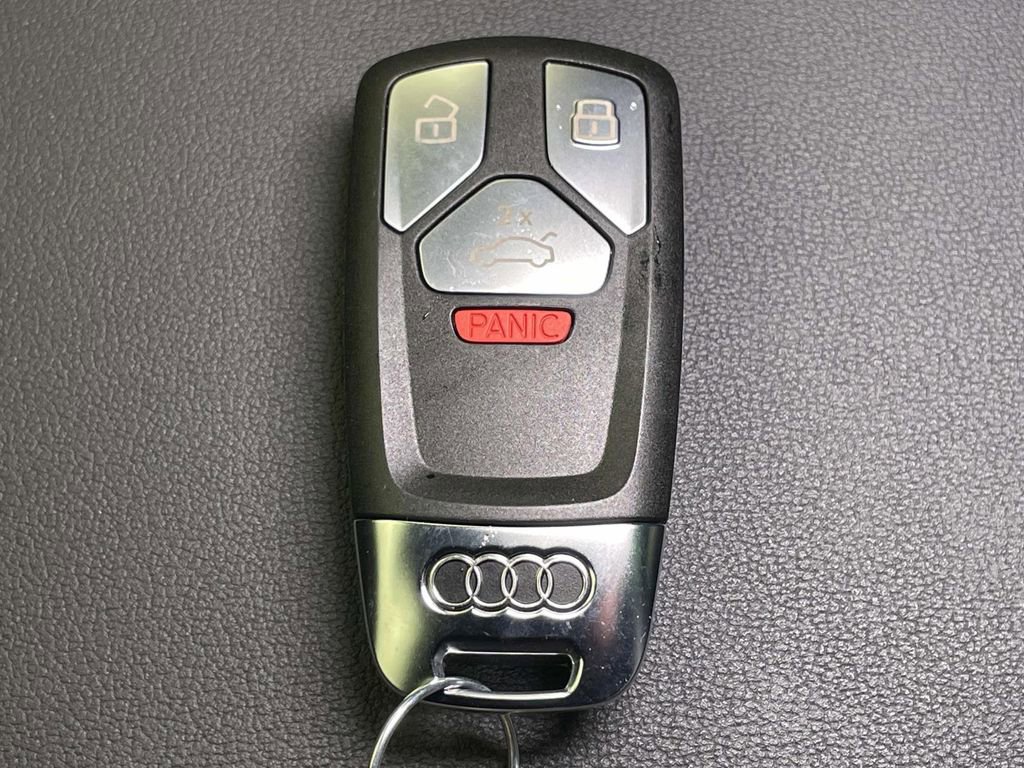 Used 2022 Audi Q5 2.0T Prestige image 45