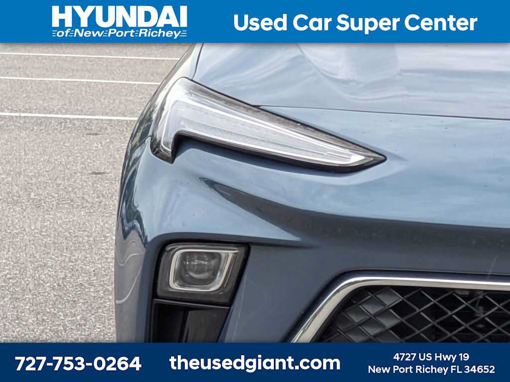 Used 2024 Buick Encore GX Sport Touring FWD image 9