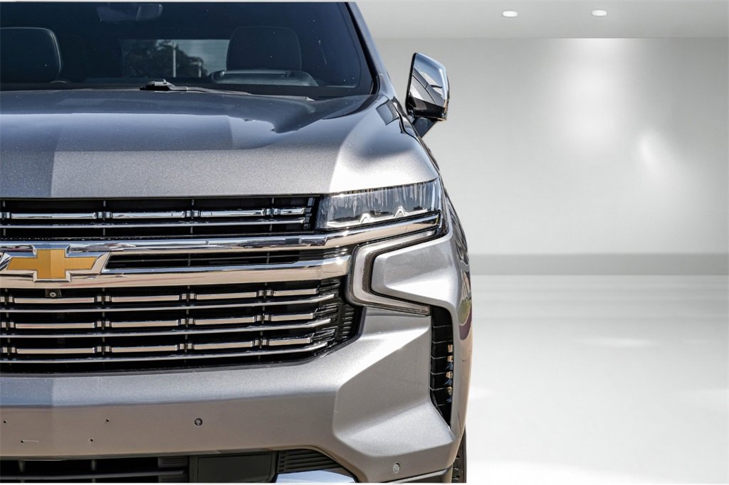 Used 2021 Chevrolet Suburban Premier w/ Premium Package image 54