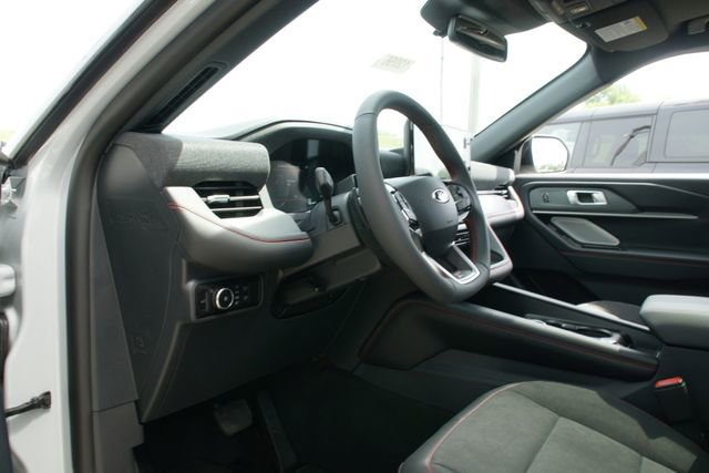 New 2026 Ford Explorer ST AWD/4WD image 16