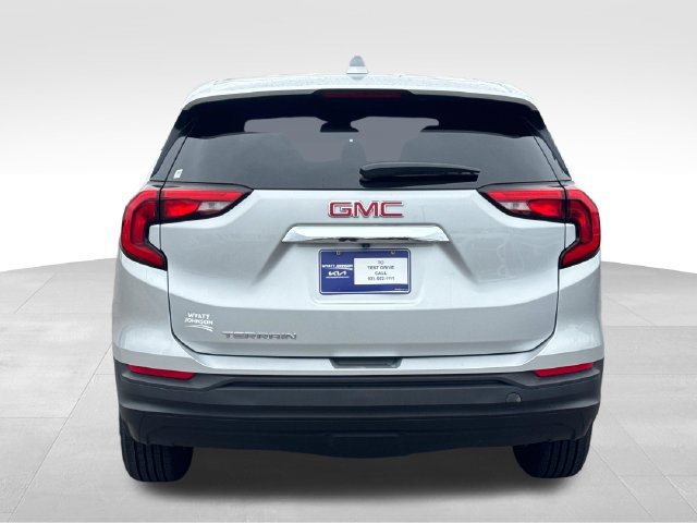 Used 2020 GMC Terrain SLE FWD image 4