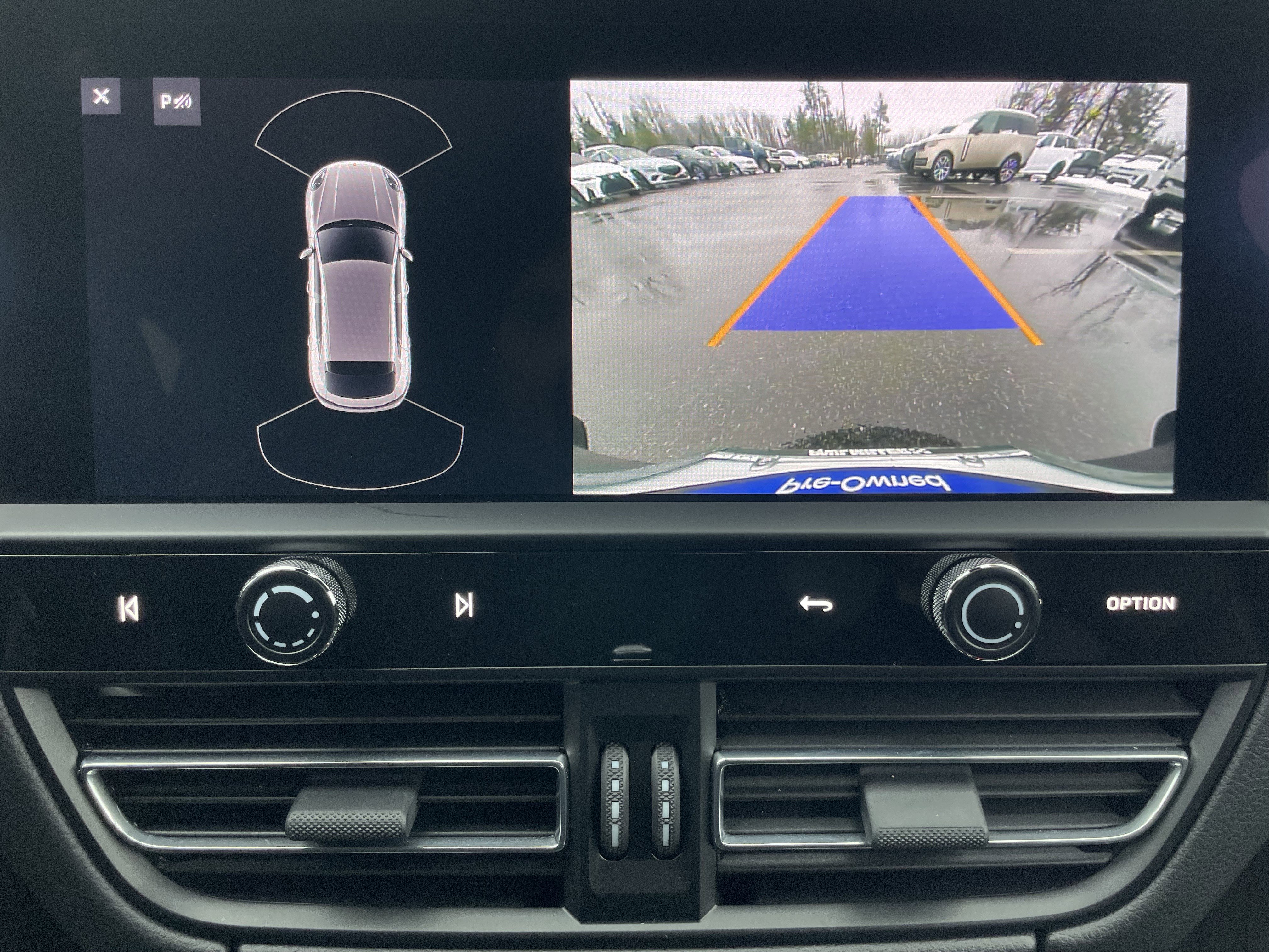 Used 2022 Porsche Macan image 28