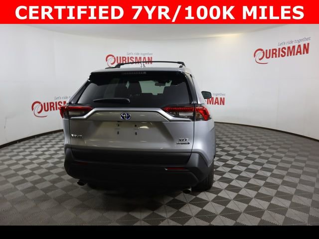 Used 2022 Toyota RAV4 XLE Premium image 15
