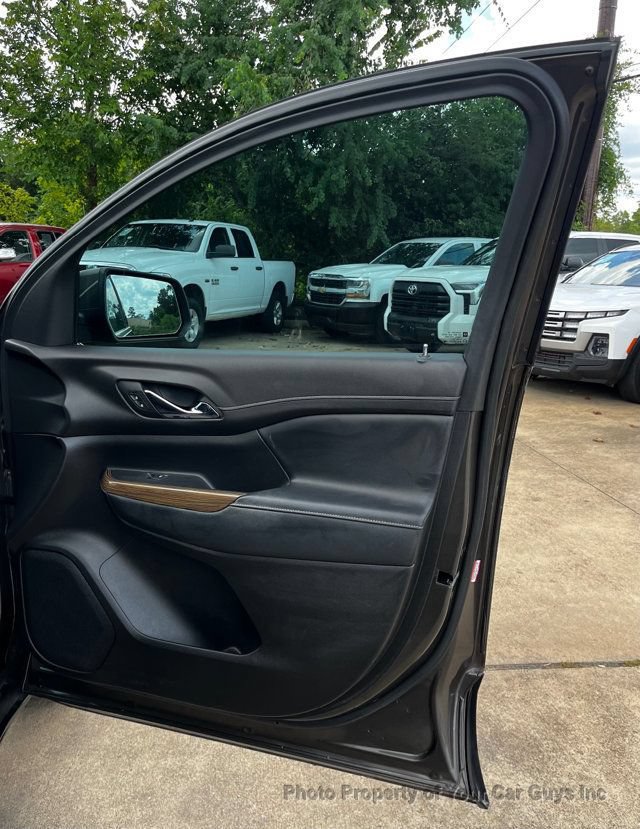 Used 2020 GMC Acadia SLE FWD image 34