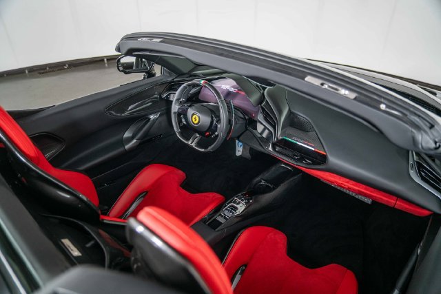Used 2024 Ferrari SF90 Spider AWD/4WD image 21