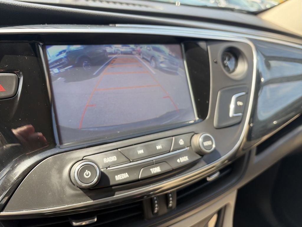 Used 2017 Buick Envision Essence image 17