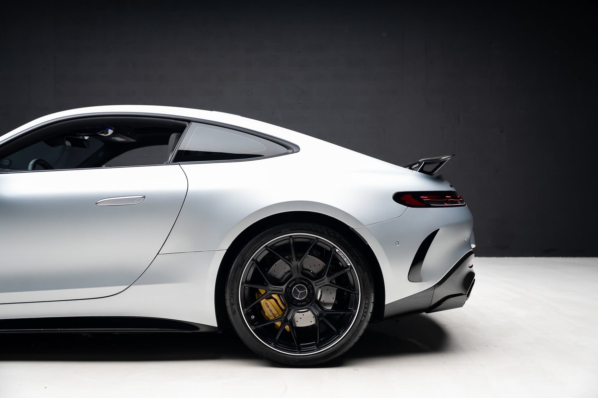 Used 2025 Mercedes-Benz AMG GT 63 image 22