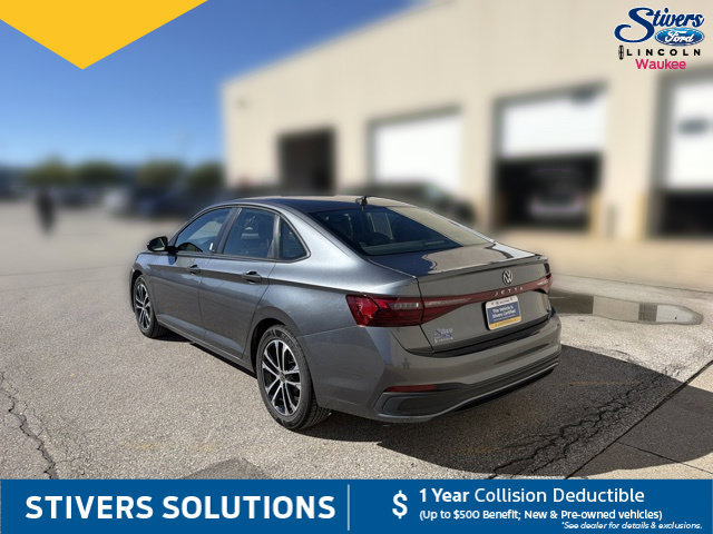 Used 2025 Volkswagen Jetta Sport FWD image 9