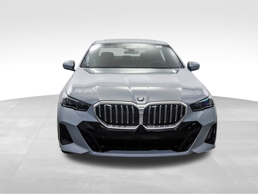 New 2026 BMW 530i xDrive w/ M Sport Package image 9