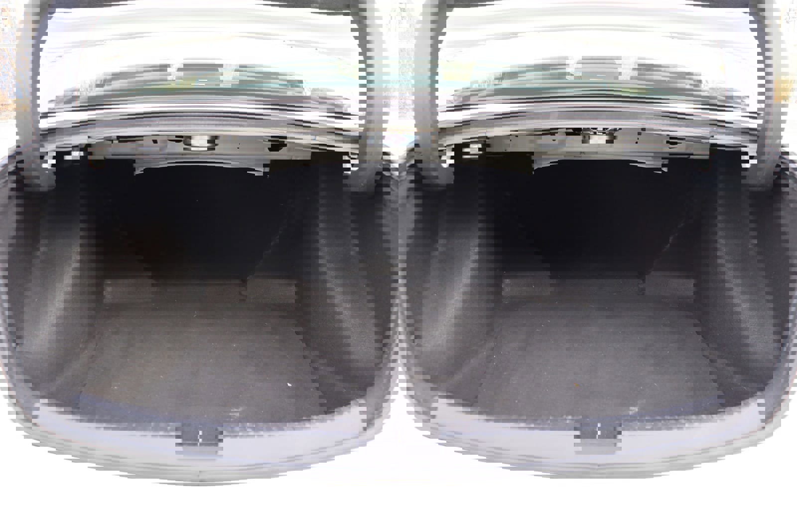 Used 2013 Acura ILX w/ Technology Package image 40