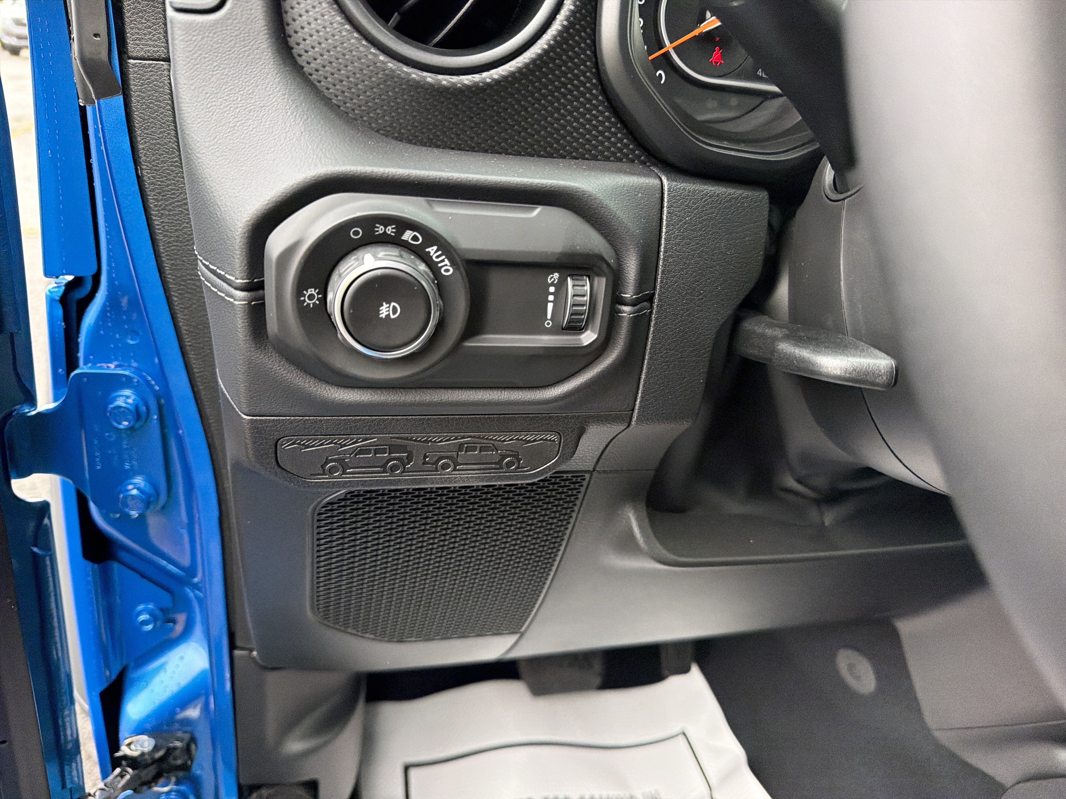 New 2027 Jeep Wrangler Unlimited Rubicon AWD/4WD image 17