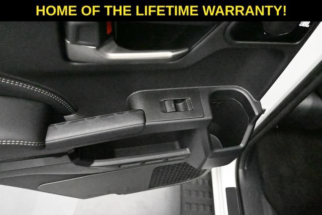 Used 2025 Toyota 4Runner Limited AWD/4WD image 31