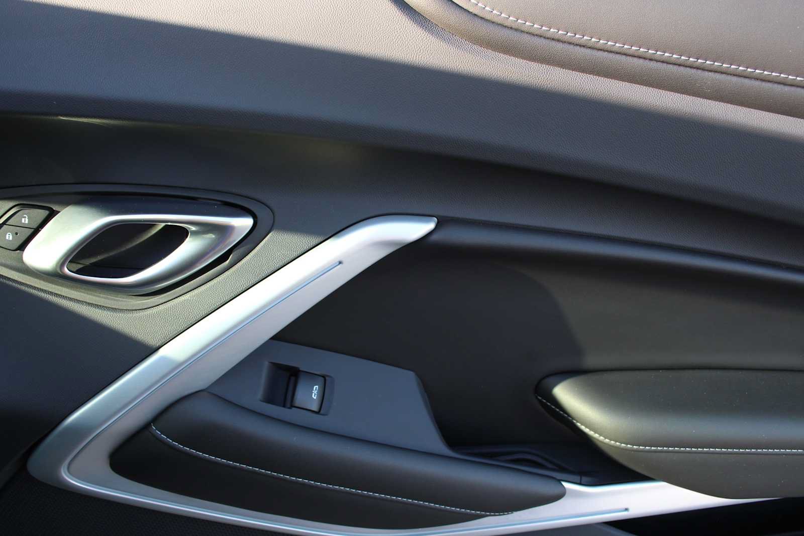 Used 2023 Chevrolet Camaro SS RWD image 18