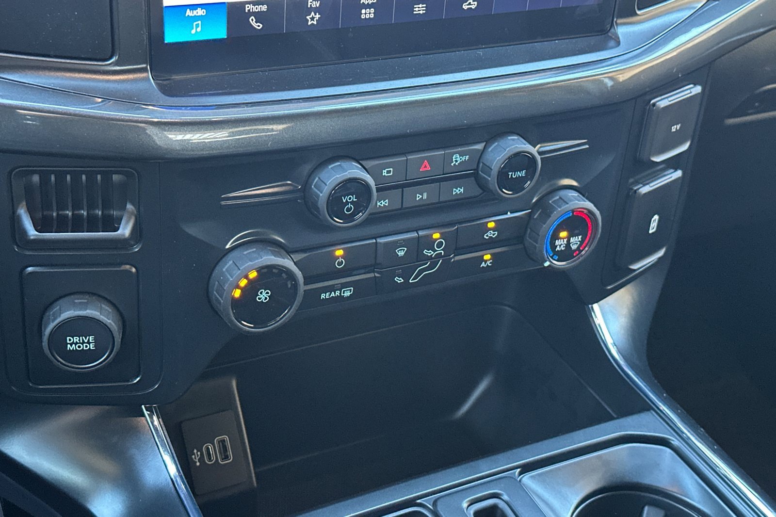 New 2025 Ford F150 STX image 19