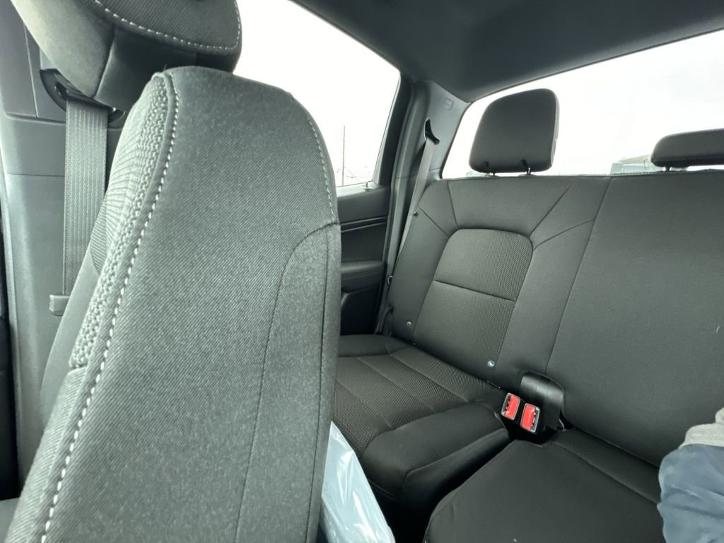 Used 2024 GMC Canyon Elevation image 12