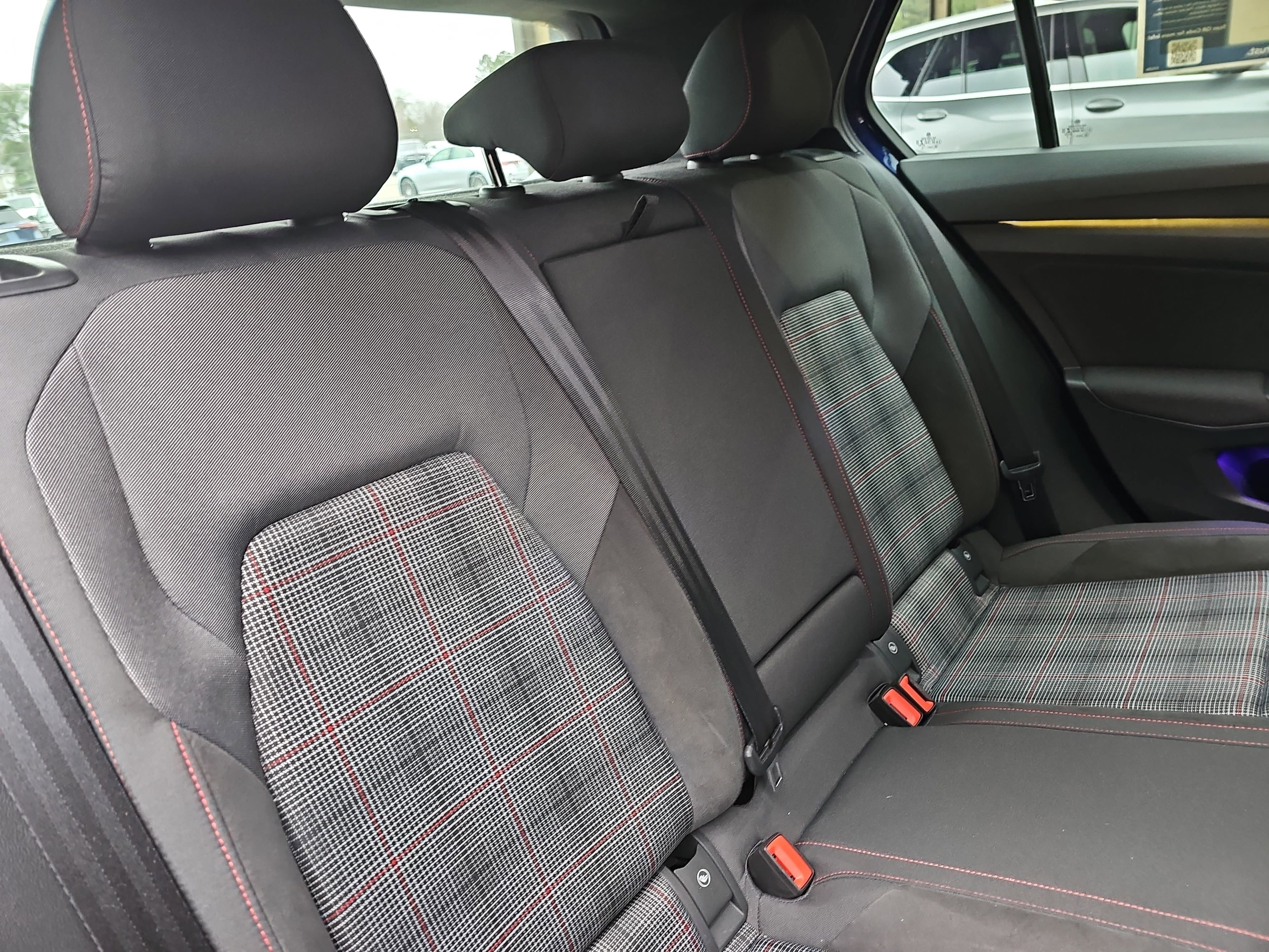 Used 2022 Volkswagen GTI SE image 12