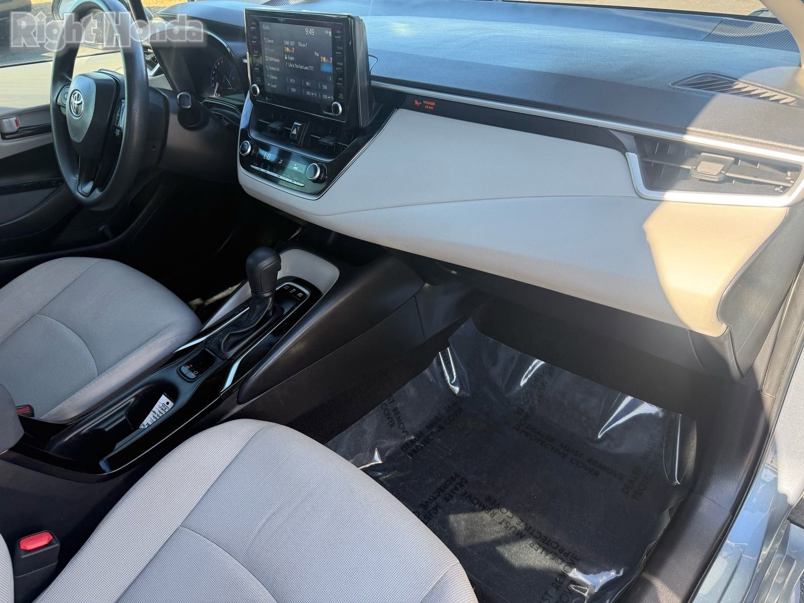 Used 2022 Toyota Corolla LE image 28