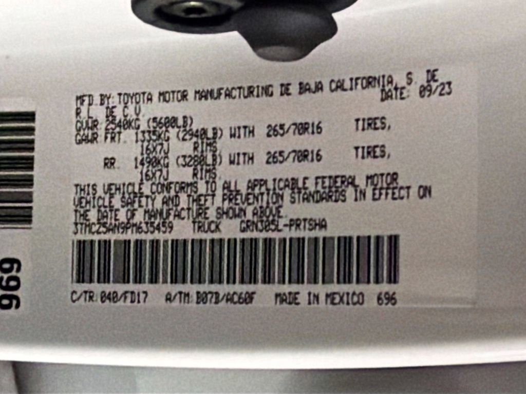 Used 2023 Toyota Tacoma TRD Off-Road w/ Technology Package image 32