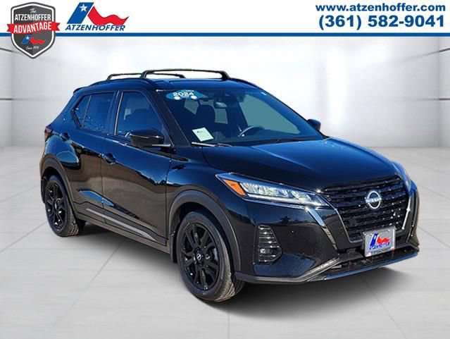 Used 2024 Nissan Kicks SR w/ Interior Electronics Package FWD image 1