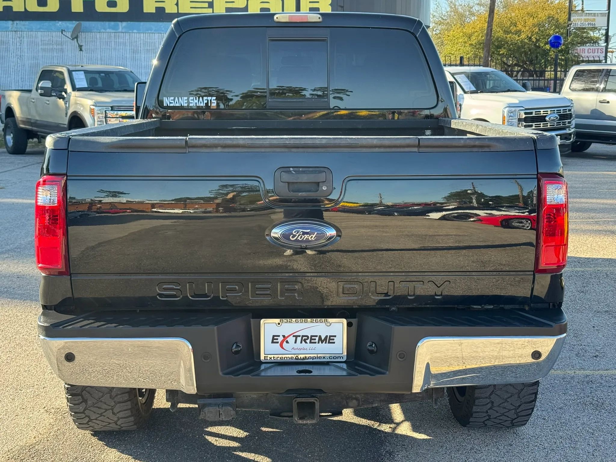 Used 2016 Ford F250 Lariat w/ Lariat Interior Package image 5