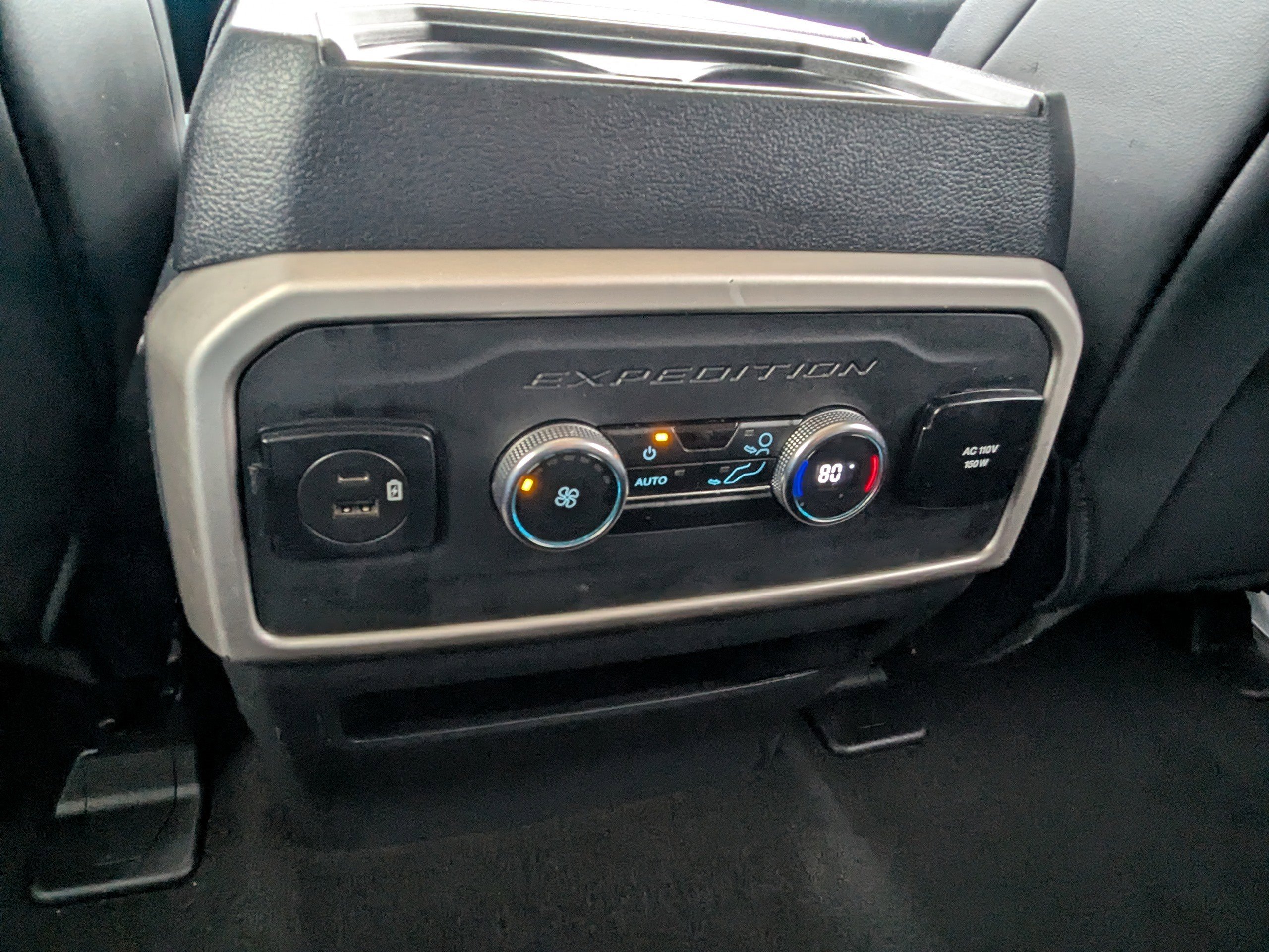 Used 2023 Ford Expedition Max XLT image 18