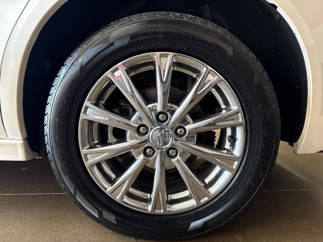 Used 2011 Buick Lucerne CXL image 44