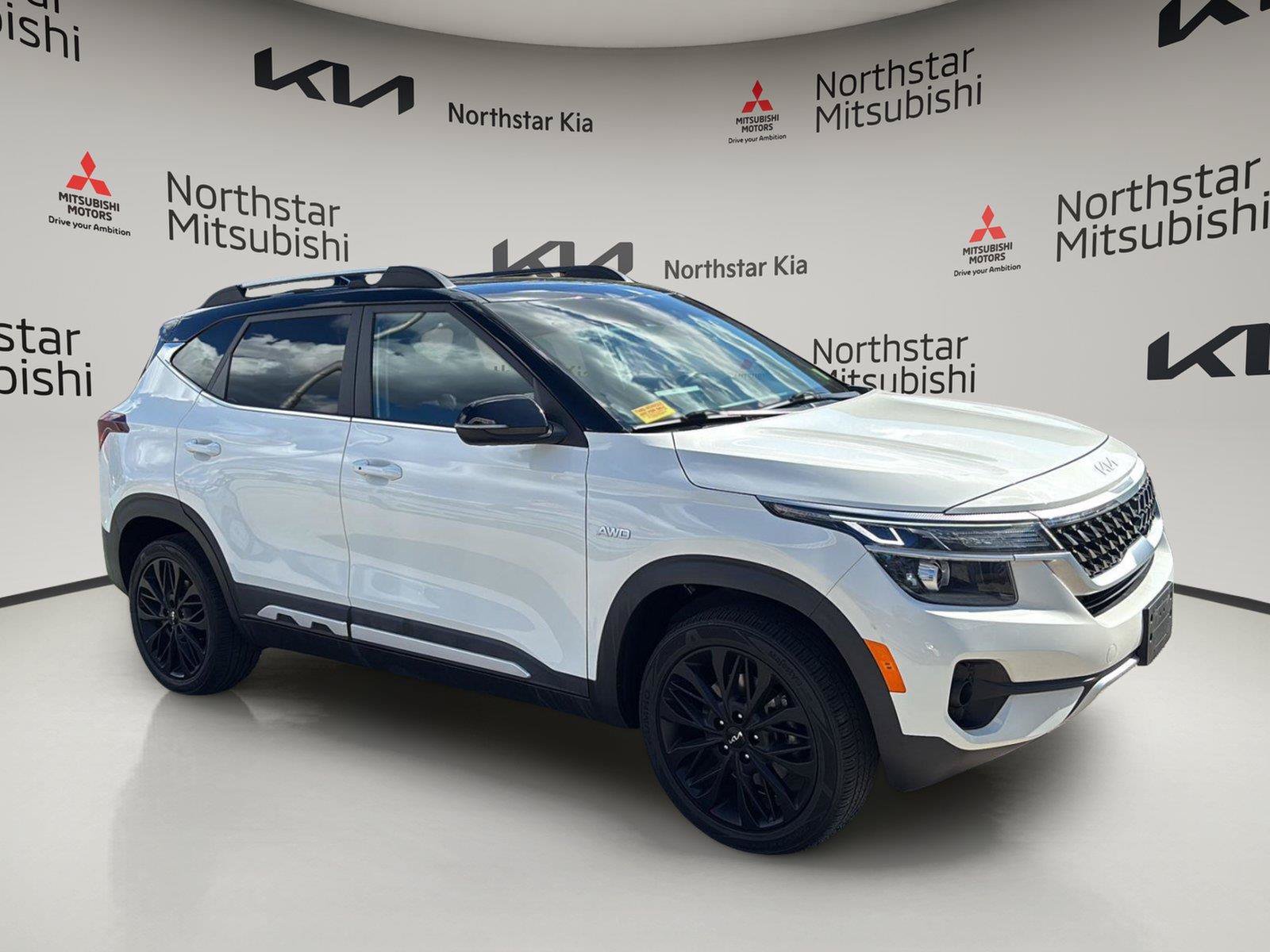 Used 2022 Kia Seltos Nightfall Edition AWD/4WD image 14