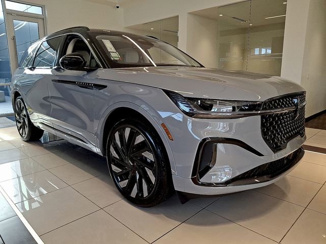 New 2026 Lincoln Nautilus Black Label w/ Jet Appearance Package image 2