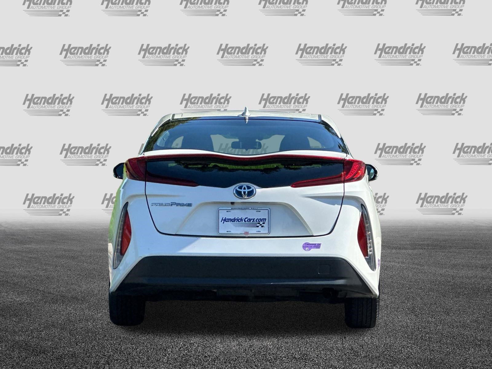 Used 2019 Toyota Prius Prime Premium image 6
